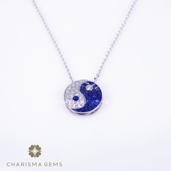 Medium Yin Yang Necklace
